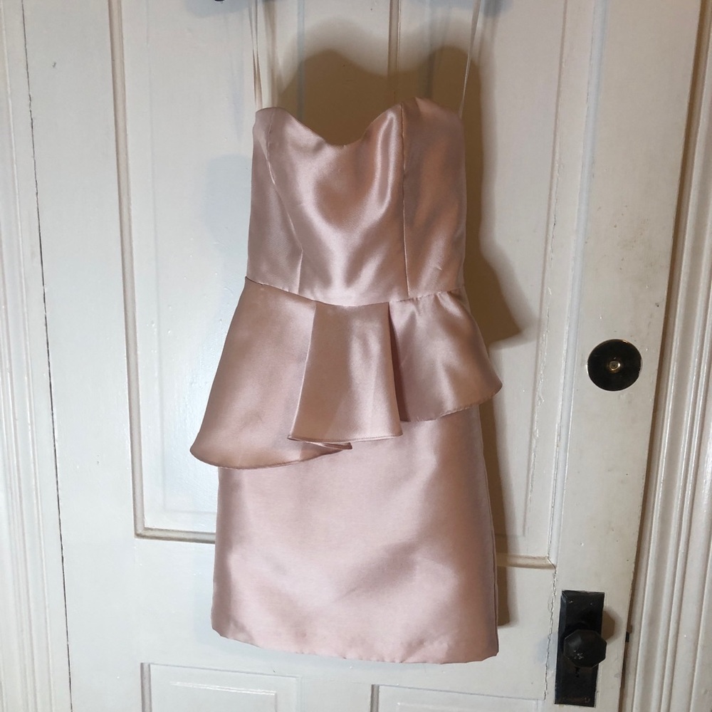 Jim Hjelm Occasions Formal Pink mini dress